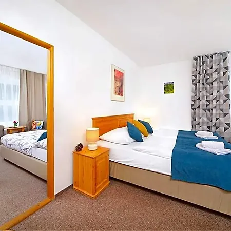 Hotel Lenka